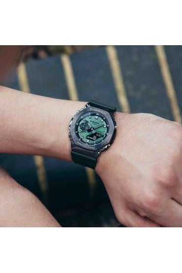 Casio G-Shock Gents Watch GM-2100B-3AER