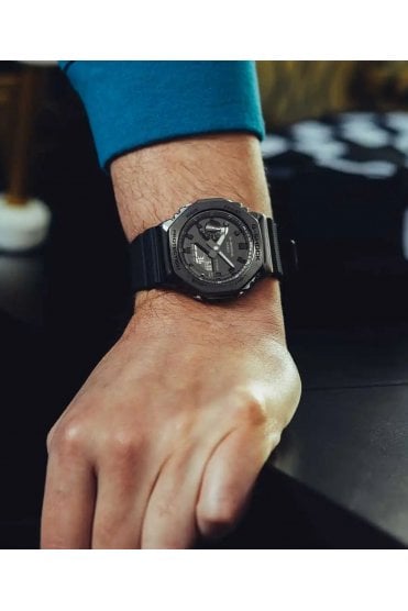 Casio G-Shock Gents Watch GM-2100BB-1AER