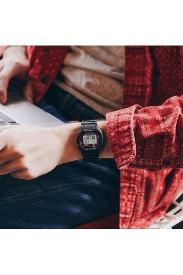 Casio Gents G-Shock 42mm Sports Watch DW-5000R-1AER