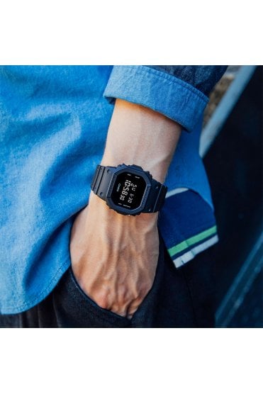 Casio Gents G-Shock 43mm Sports Watch DW-5600UBB-1ER