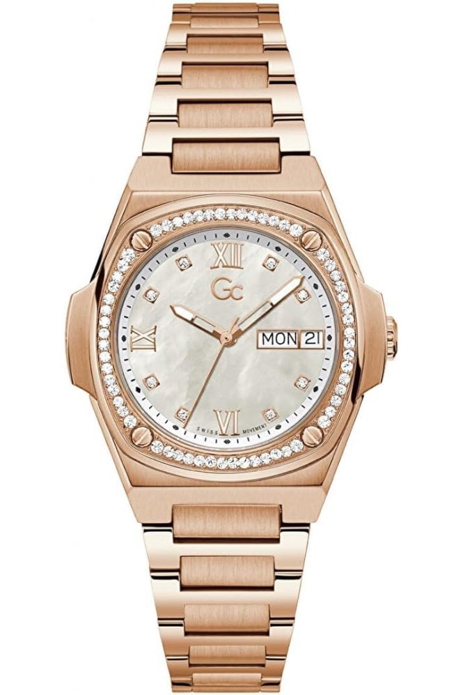 GC  Ladies Coussin Watch Y98002L1