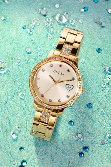 Guess Ladies Three Of Hearts 34mm Dress Watch GW0657L2