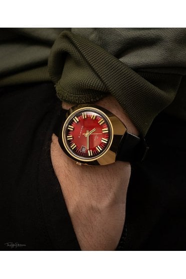 Q Timex 1972 Reissue Watch TW2V25400