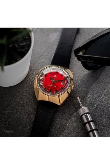 Q Timex 1972 Reissue Watch TW2V25400