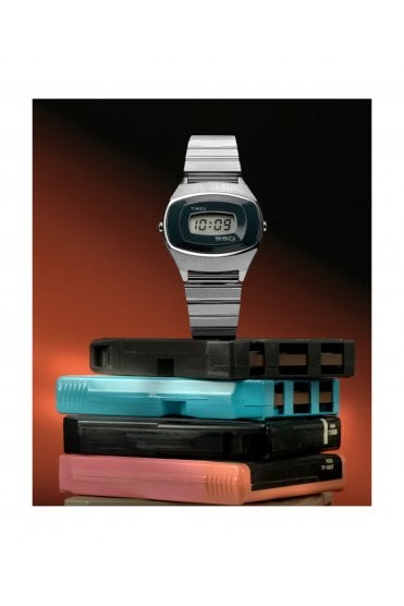 Timex Gents Q 1975 SSQ Digital Reissue 38mm 5ATM Watch TW2Y06100