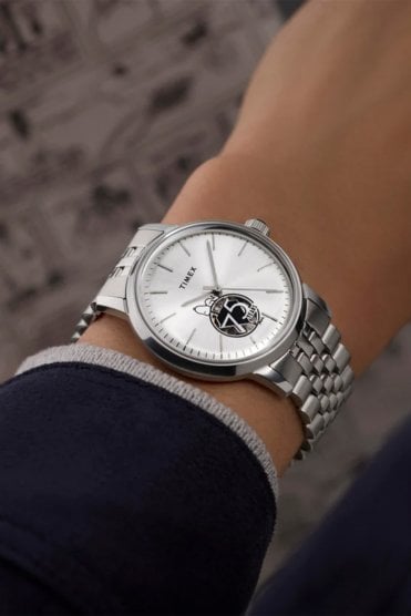 Timex Gents x Peanuts Marlin Automatic 75th Anniversary Watch TW2Y45000