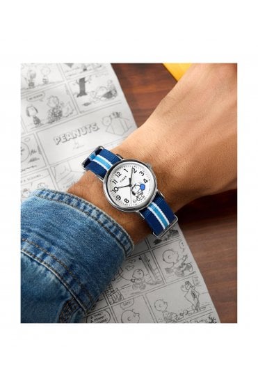 Timex Peanuts x Weekender Pickleball 37mm Fabric Strap Watch TW2Y50600